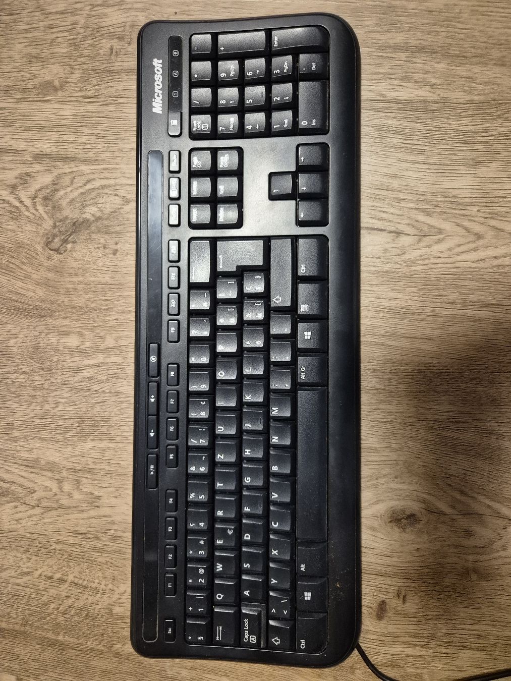 Microsoft Tastiere: Microsoft Tastatur Wired Keyboard 600, schwarz, USB – Nuovo (secondo la descrizione) da Altendorf venduto da s_ljj9