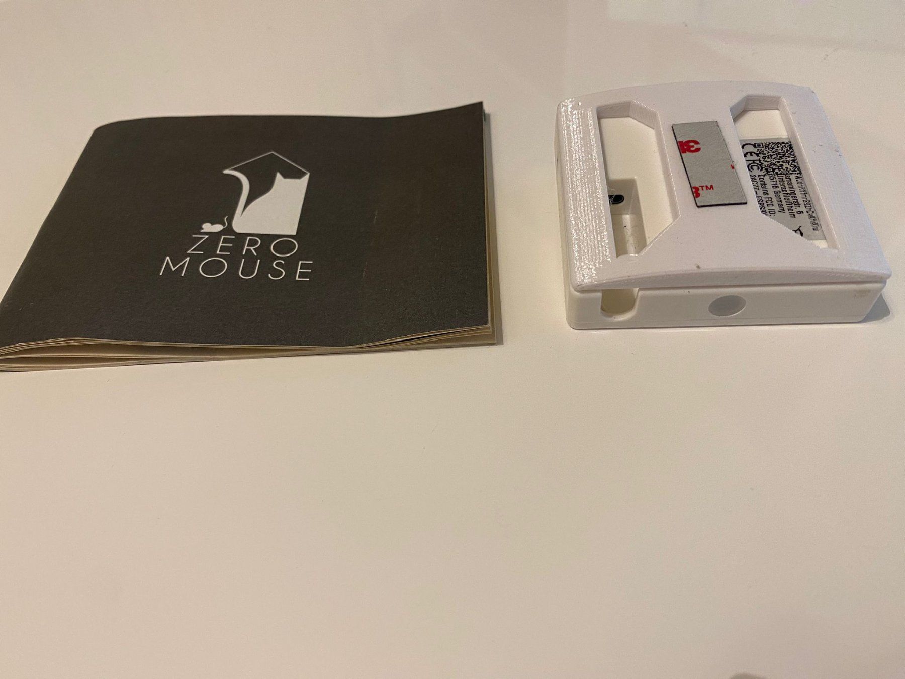 Chatières: Zero Mouse 2.0 / Blockiert Katzenklappe mit Maus/Vogel etc. – D'occasion à Domat Ems par Domatems 1