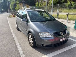 VW Touran 2.0 FSI