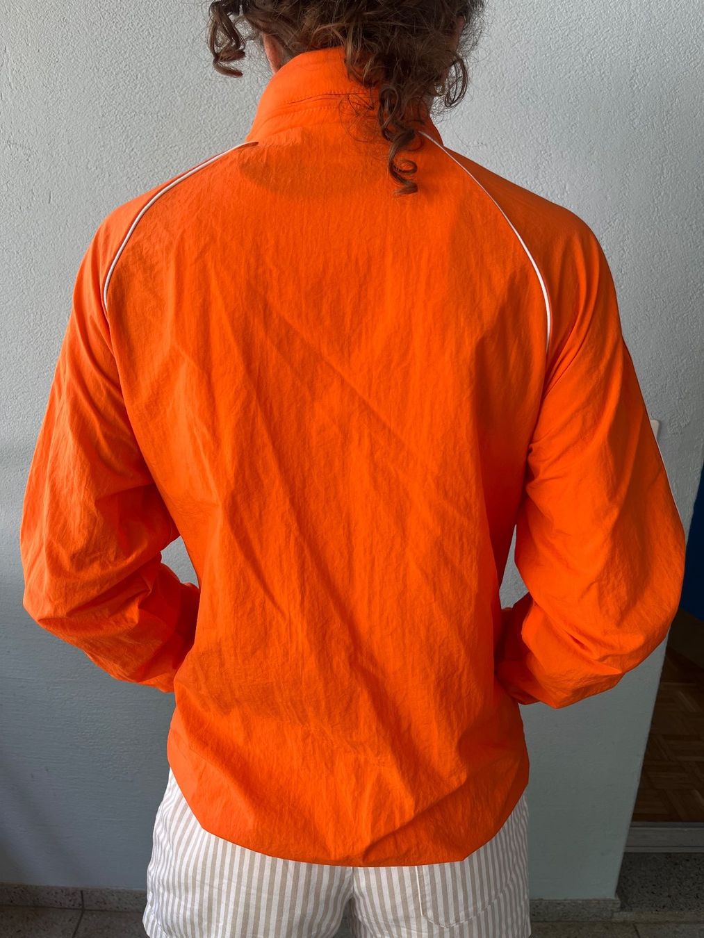 Adidas Jacken: Orange Adidas Windjacke S – Gebraucht aus Zürich von giu_j77x 2