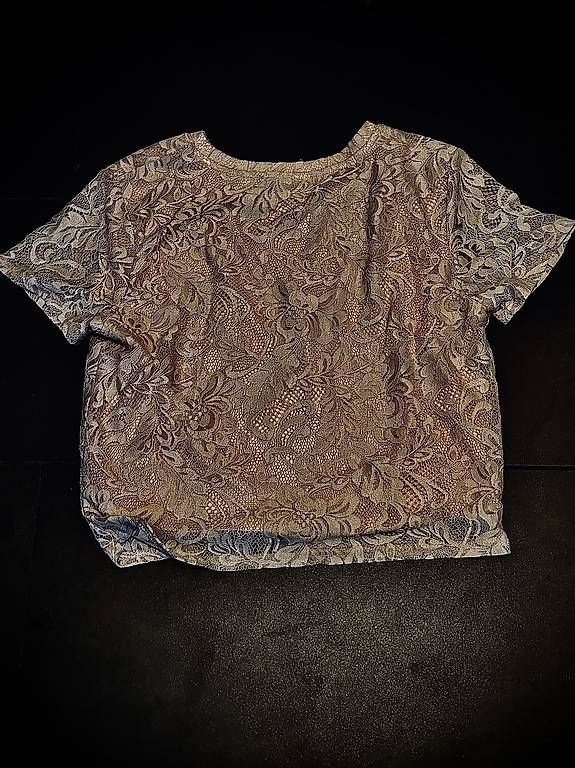 T-shirt: T-Shirt Damen Rosa Blumenmuster – Usato da Aeschi b. Spiez venduto da kim_28q9