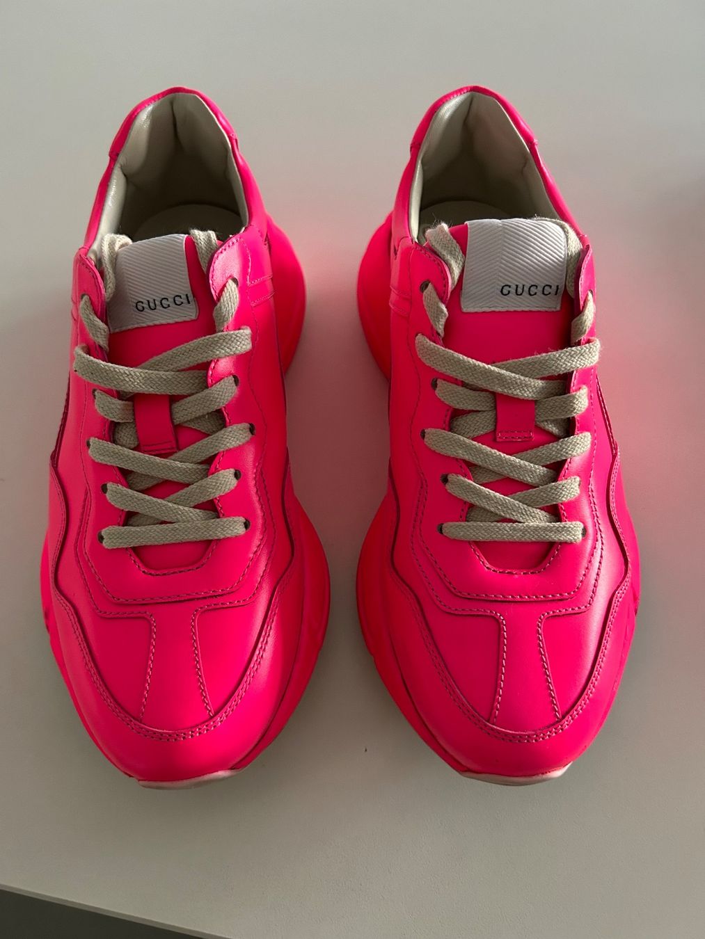 Gucci Herrenschuhe: Gucci Sneackers – Gebraucht aus Aesch LU von Natallina