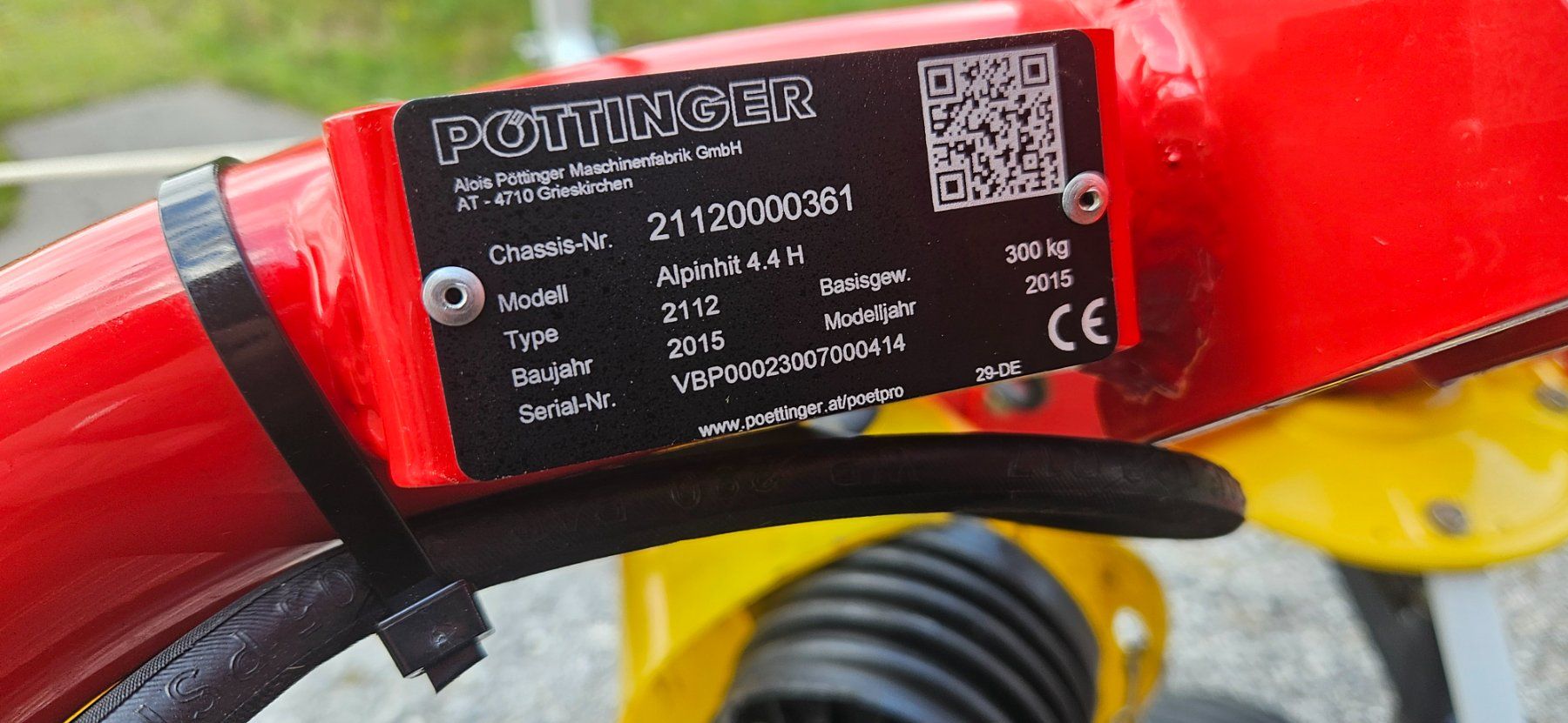 Tutte le macchine: Pöttinger Kreiselheuer Hit4.4H – Usato da Schangnau venduto da retu89 3