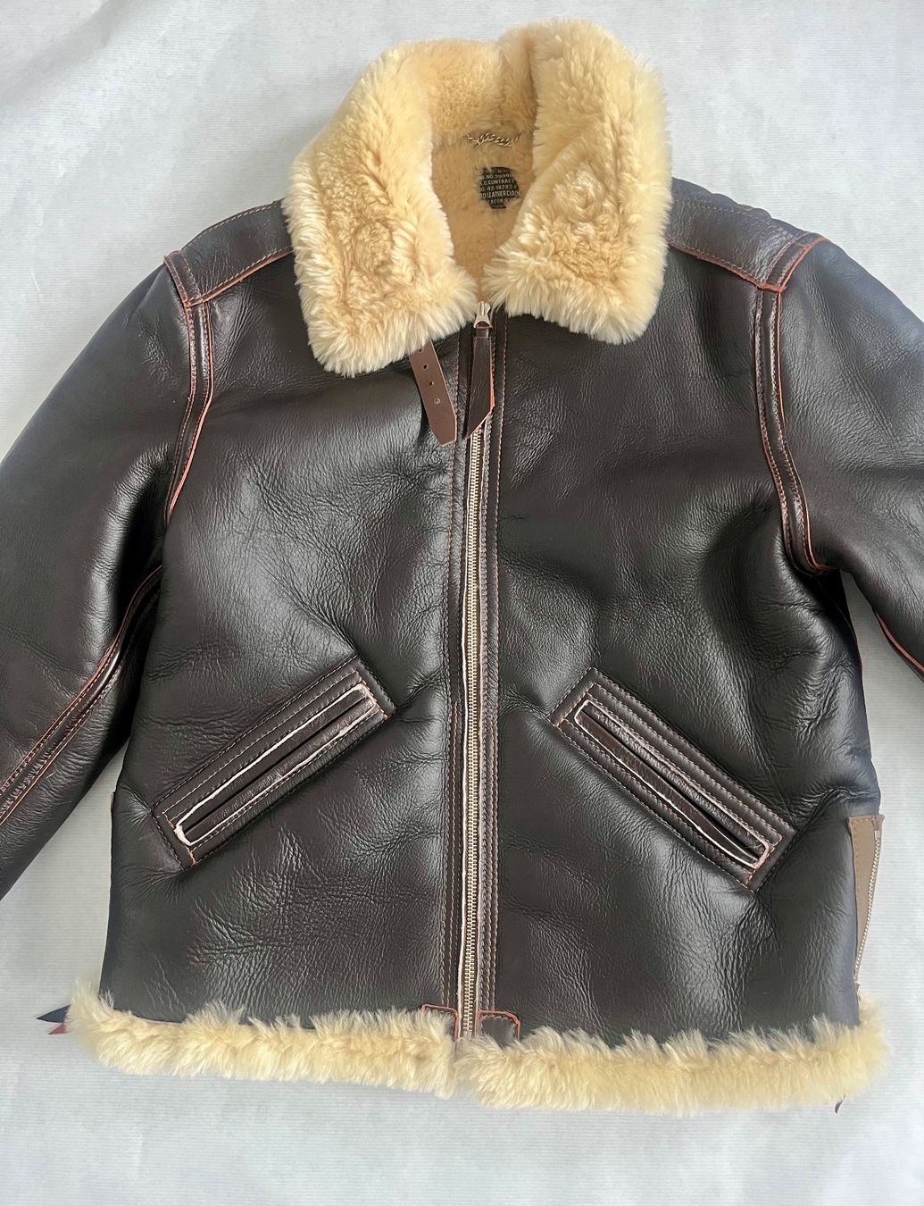 Aero Leathers Clothing Giacche: Aero Leathers B-6 USAAF Shearling Bomber Leather Jacket – Nuovo (secondo la descrizione) da Neuhausen venduto da Ann.Drea 1