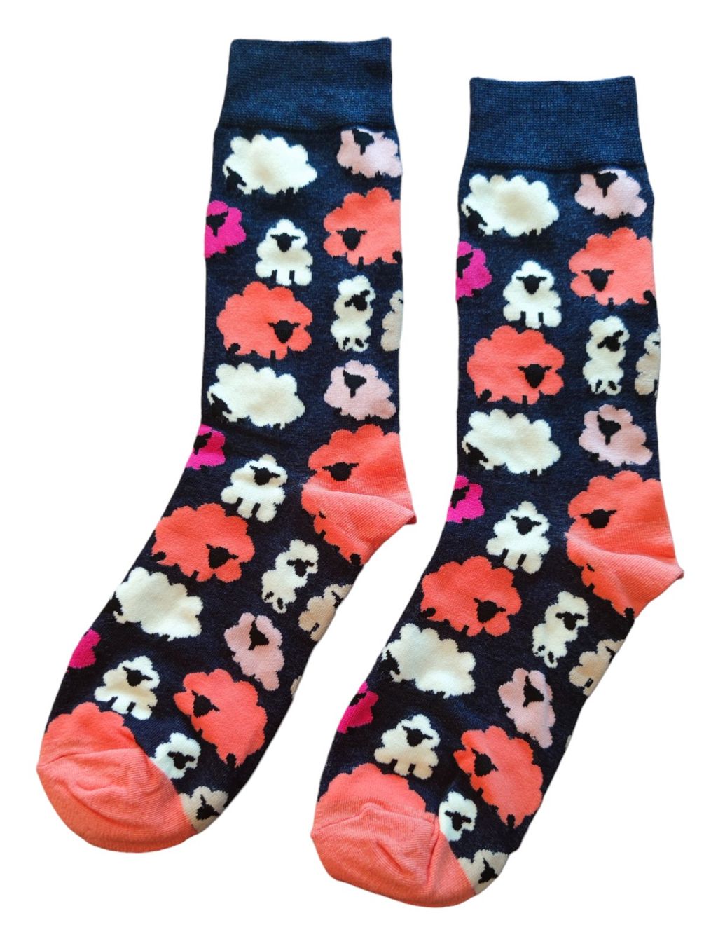 Socken: Socken Schafe / Sheep – Neu und originalverpackt aus Zürich von amysmith 1