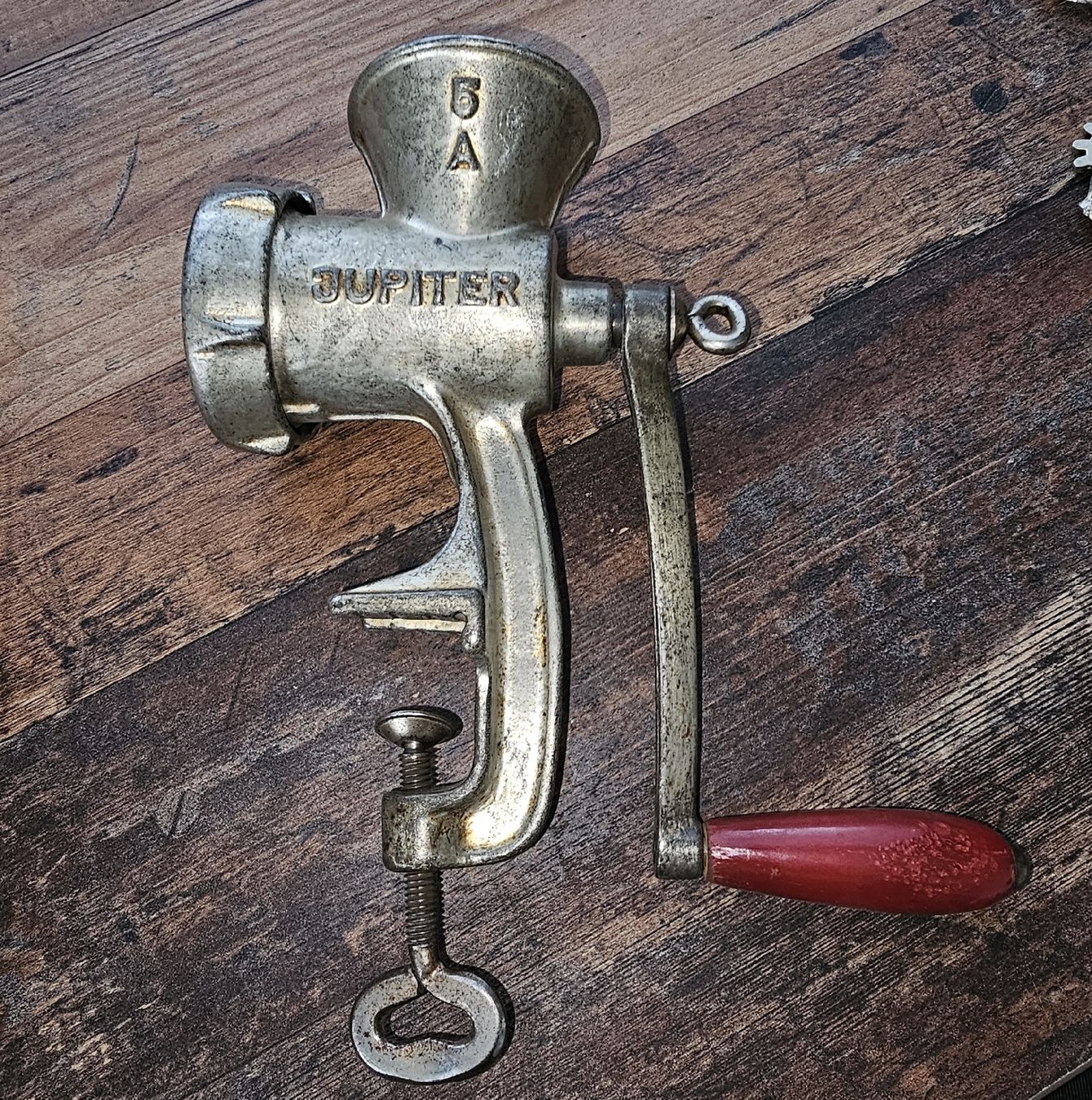 Jupiter Elettrodomestici da cucina: Antiker Jupiter Fleischwolf Vintage / Retro – Usato da Eiken venduto da Geli_212