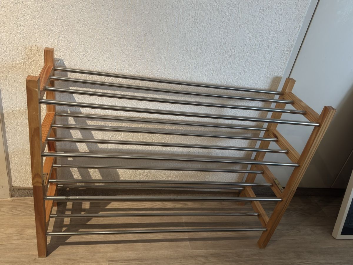 Regale: Schuhregal – Gebraucht aus Hombrechtikon von Froeschli9
