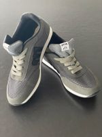 Mesh/Leder Walking Sneaker grau Grösse 43