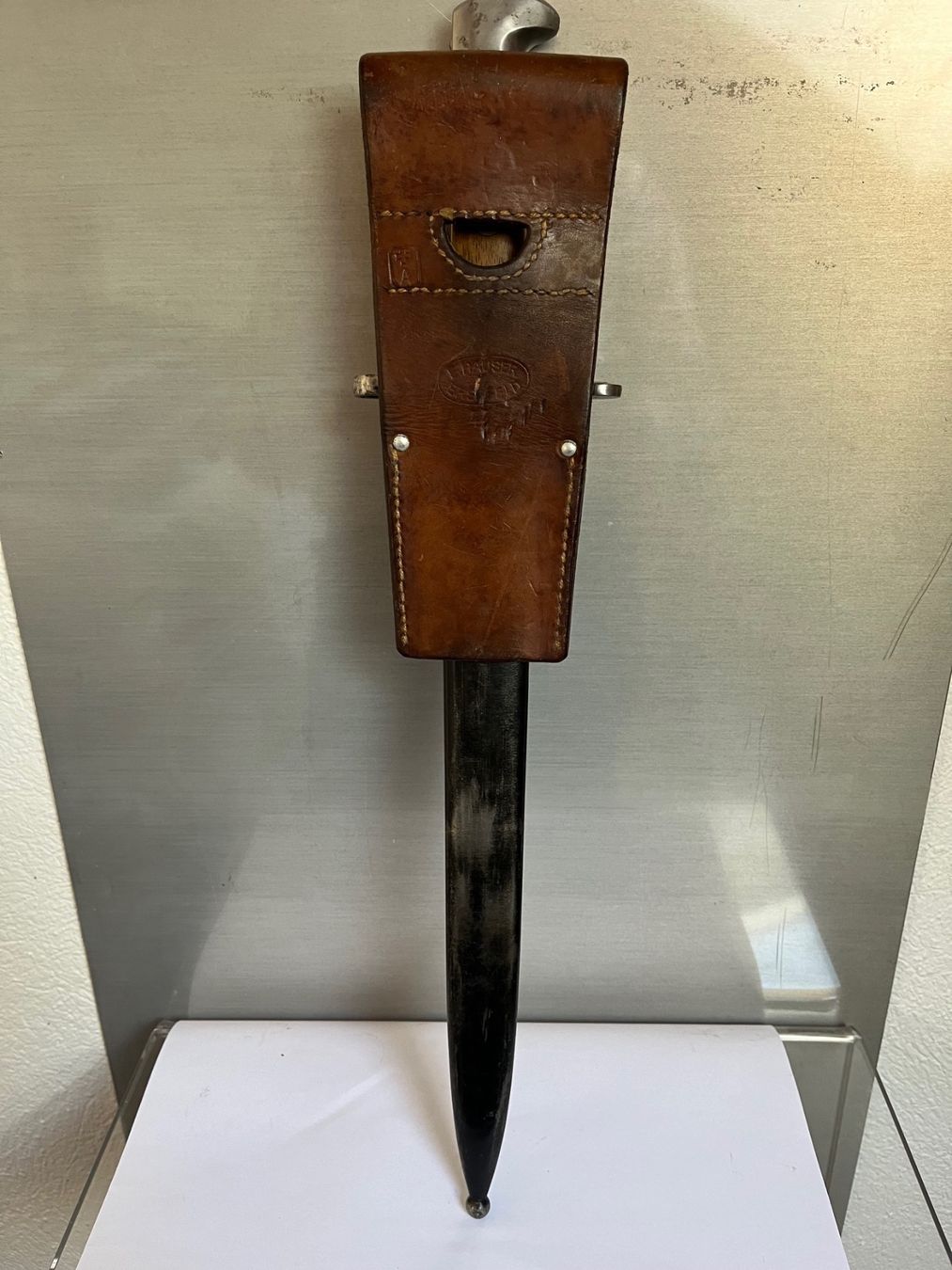 Schweizer Armee Armi bianche: baïonnette d'ordonance suisse – Usato da St-Légier-Chiésaz venduto da Antichorloge 2