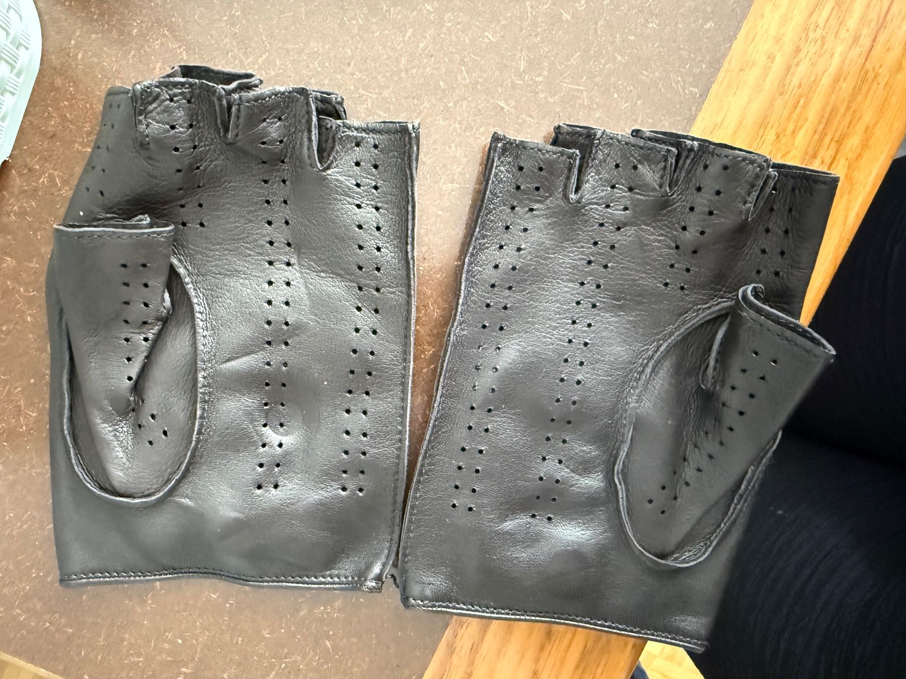 Breitling Guanti & manicotti: Breitling Velo Handschuhe – Nuovo (secondo la descrizione) da Bettlach venduto da val_95hq