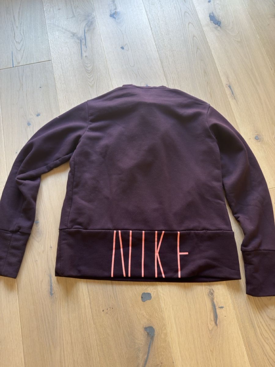 Nike Pullover & Sweatshirts: Pullover – Neu (gemäss Beschreibung) aus Gamsen von Le_De 1