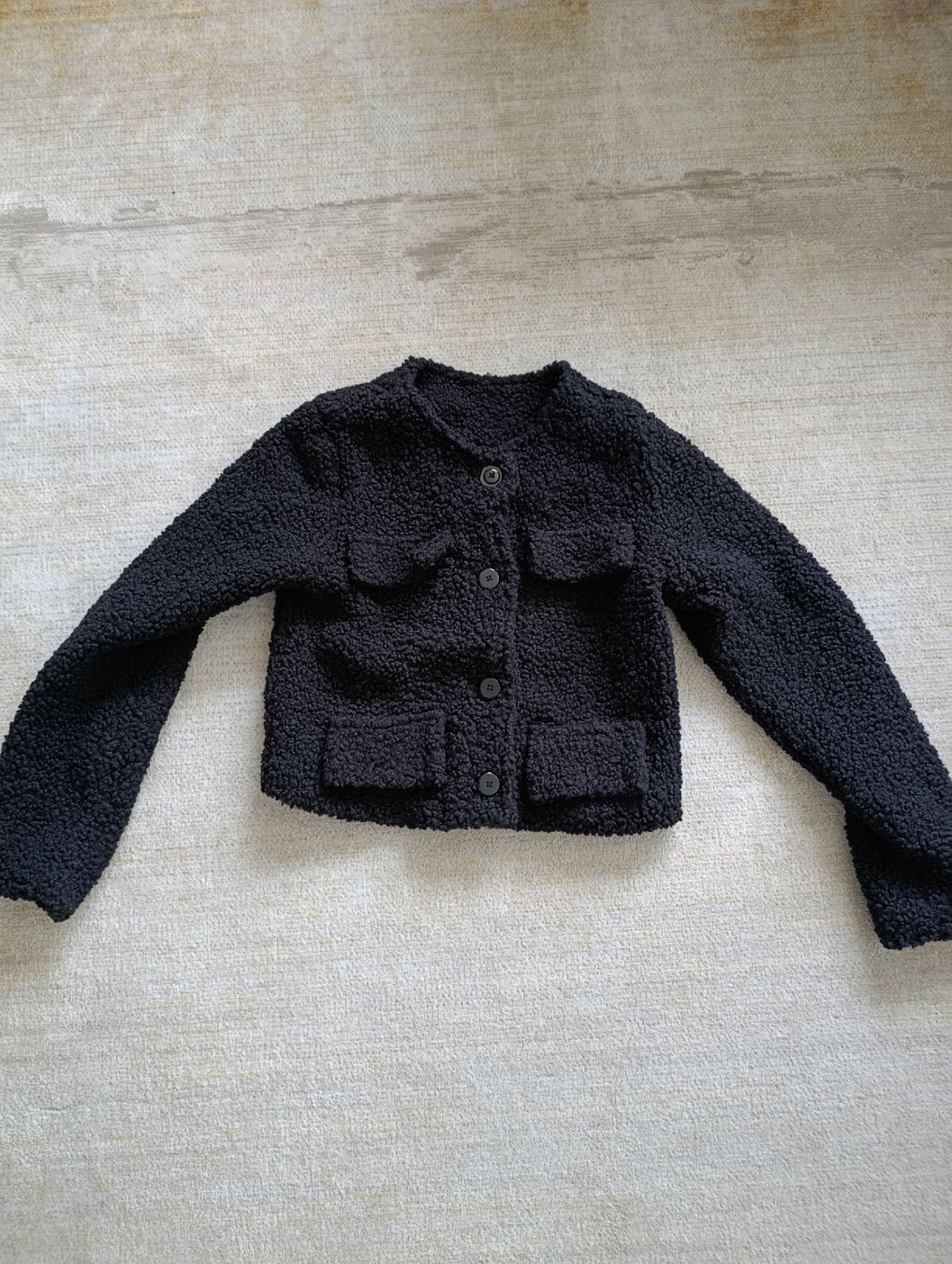 Giacche: VESTE COURTE PELUCHE NOIR S – Usato da Sierre venduto da shirley04 1