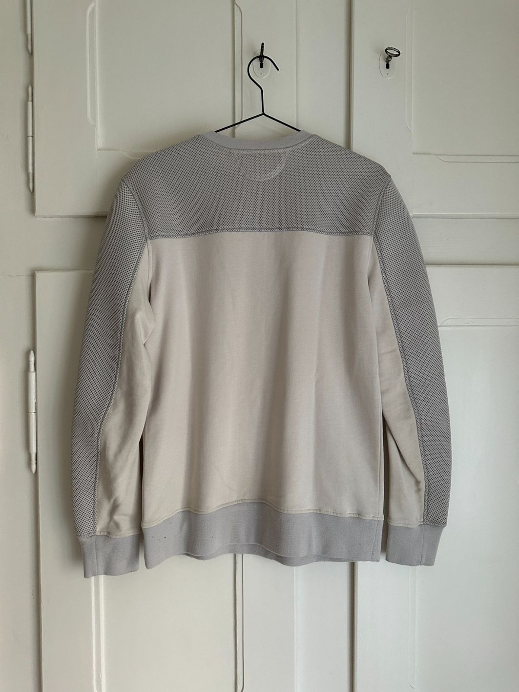 Helmut Lang Maglioni & Felpe: HELMUT LANG - Mesh Pullover beige M – Usato da Zürich venduto da Diazaio 3