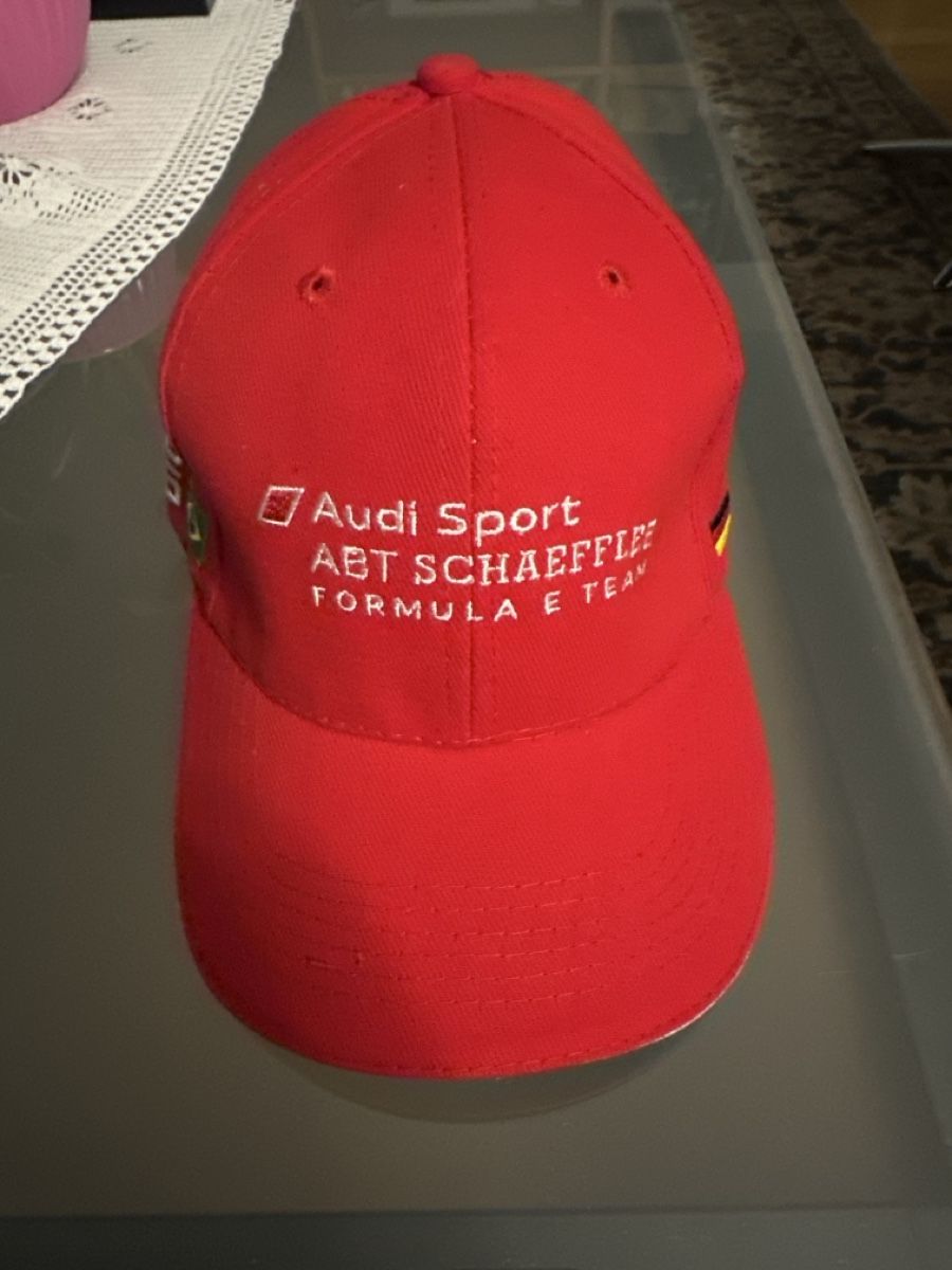 Sonstige Kleidung & Accessoires: Audi cap – Gebraucht aus Morbio Inferiore von Ecod