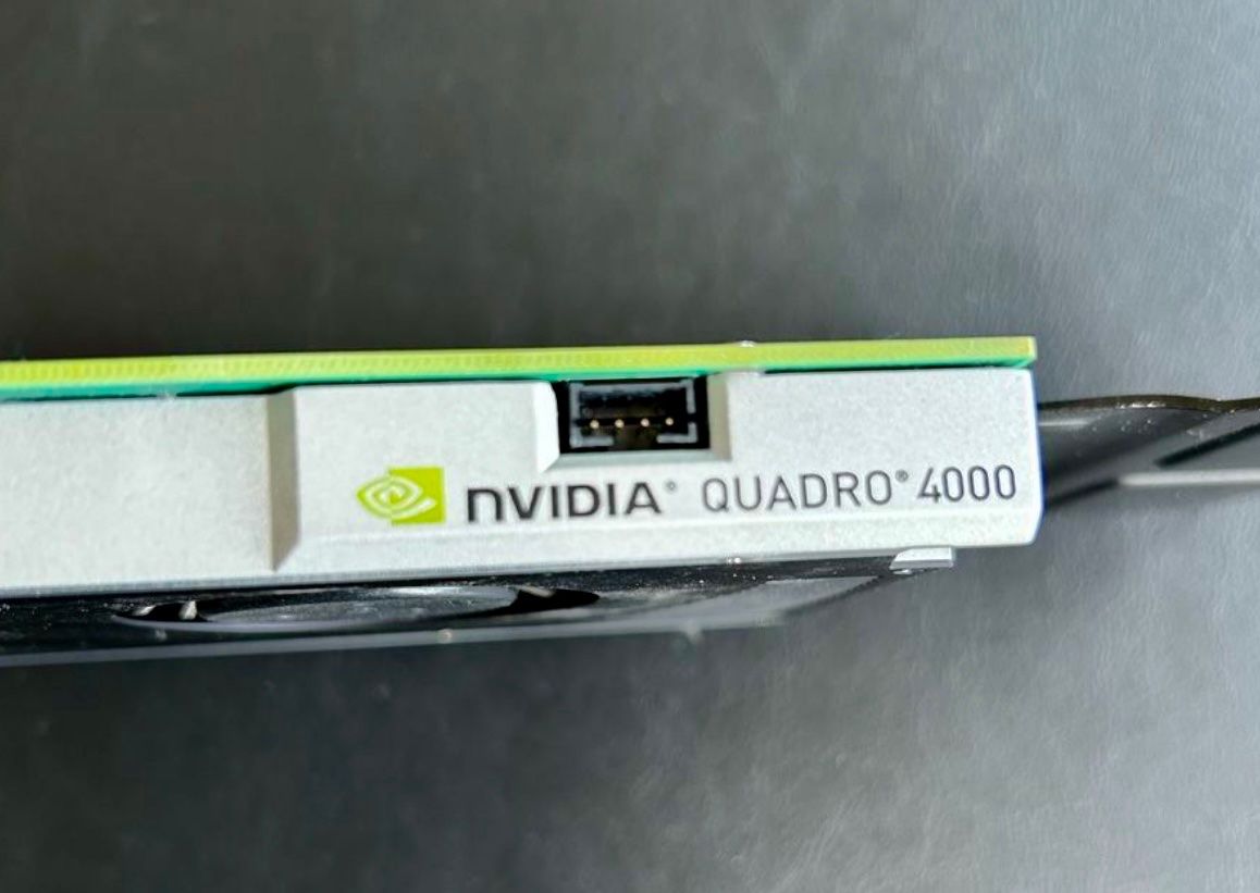 Nvidia Schede grafiche: Carte graphique NVIDIA Quadro 4000 - DDR5 2GB – Usato da Lausanne venduto da William7 1