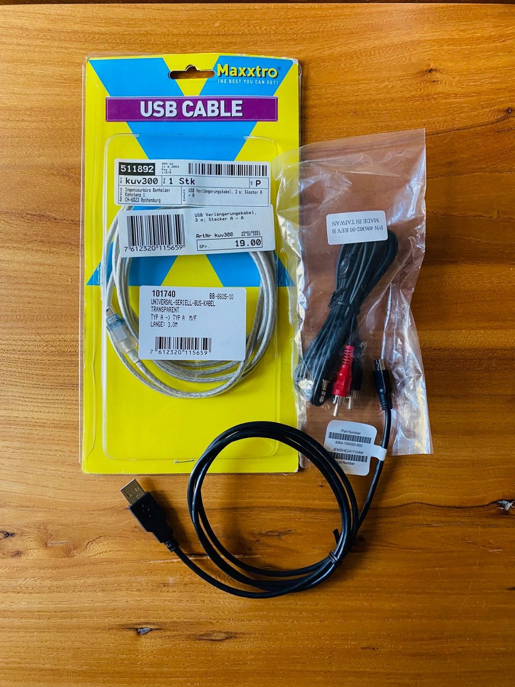 Cavi: USB Kabel, diverse Kabel, Länge 3m – Nuovo e nell'imballaggio originale da Kastanienbaum venduto da Niara2