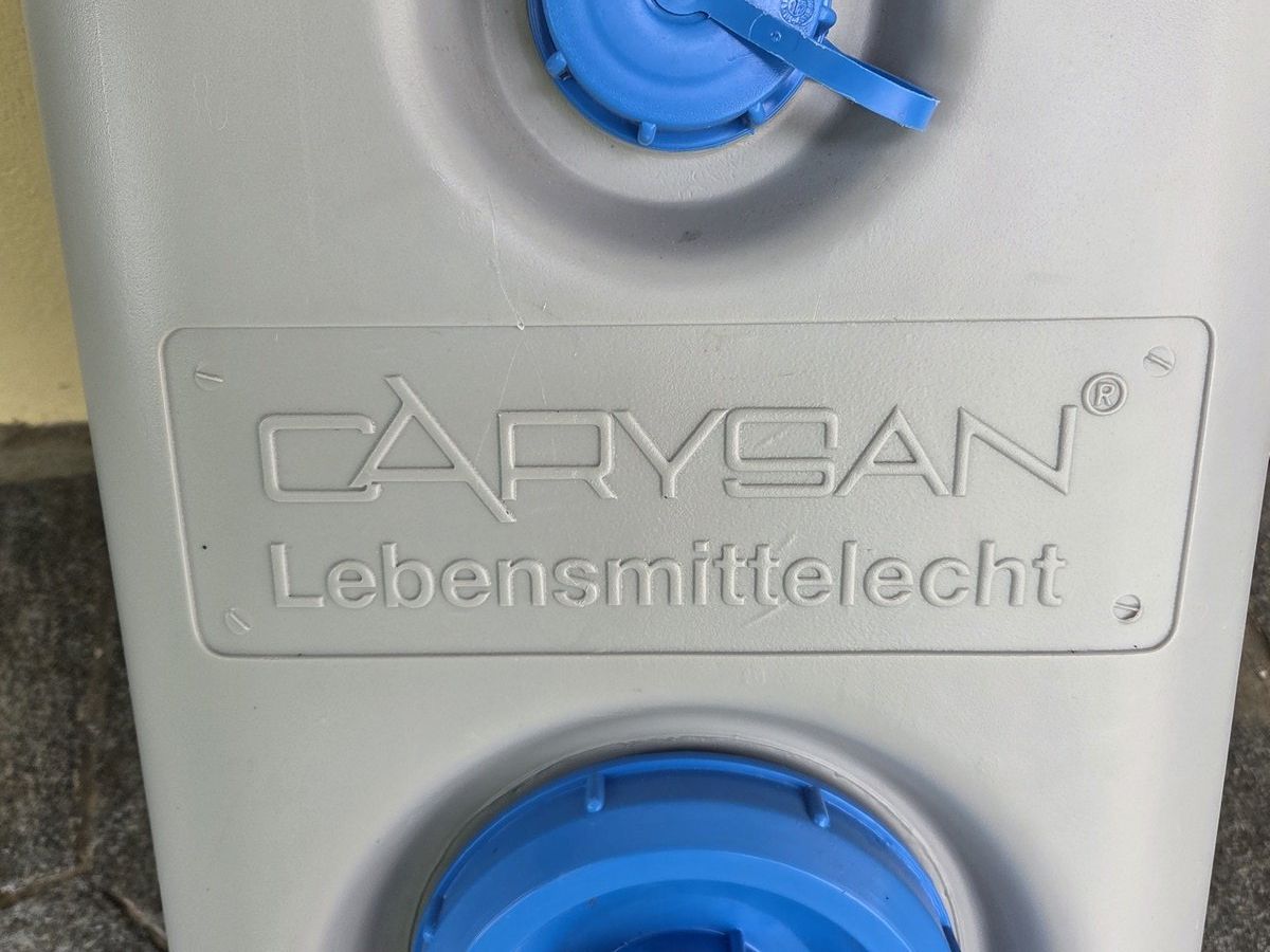 Abbeveratoi e trogoli: Carysan Aquamobil Wassertaxi Rolltank Abwassertank 35 l – Usato da wallbach venduto da 88-Melanie 3