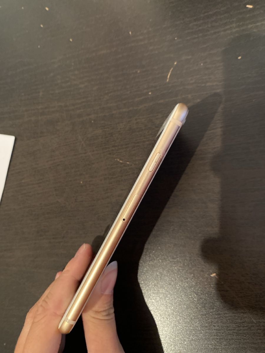 Apple Handys / Smartphones: Iphone 8 Rosé 64GB – Gebraucht aus Zürich von fredi027 2