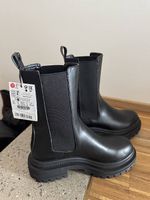 Bershka Boots schwarz, neu mit Etikett, Gr. 36