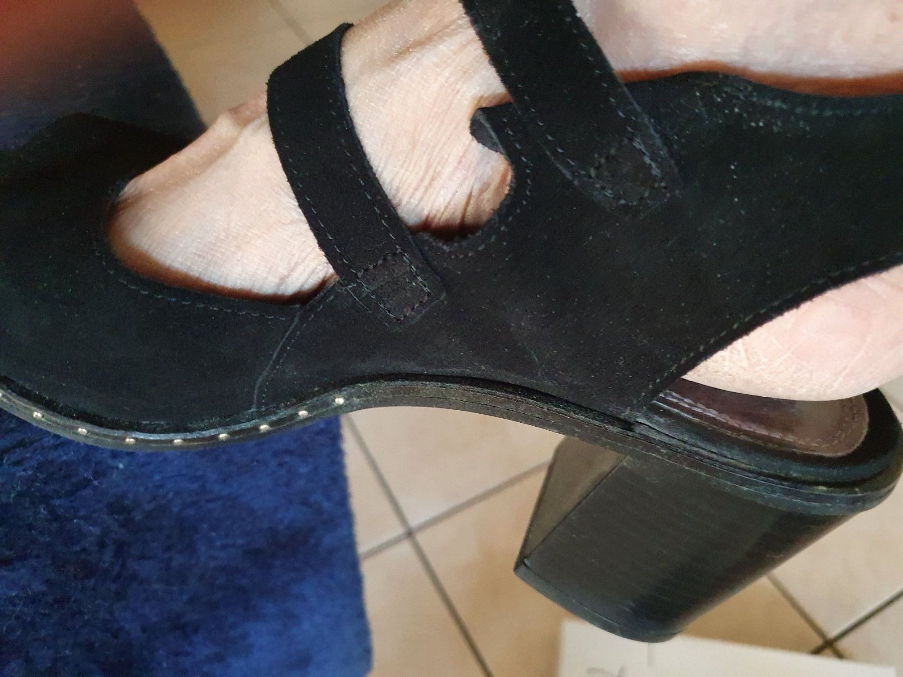 Damenschuhe: Chaussure d'été femme – Gebraucht aus Chavannes-près-Renens von DorotheeDemeester 2