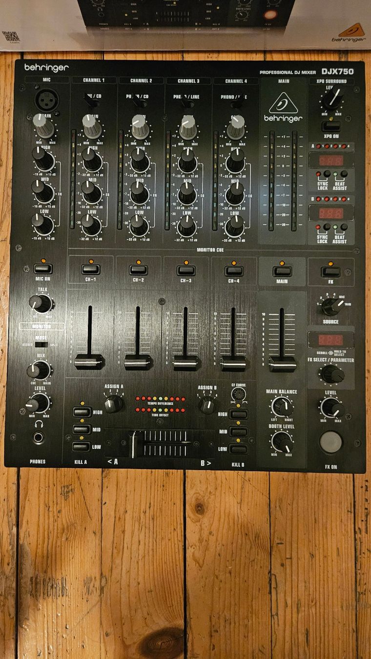 Behringer Mischpulte: Behringer DJX750 Pro Mixer – Gebraucht aus Männedorf von egl_nfg9 1