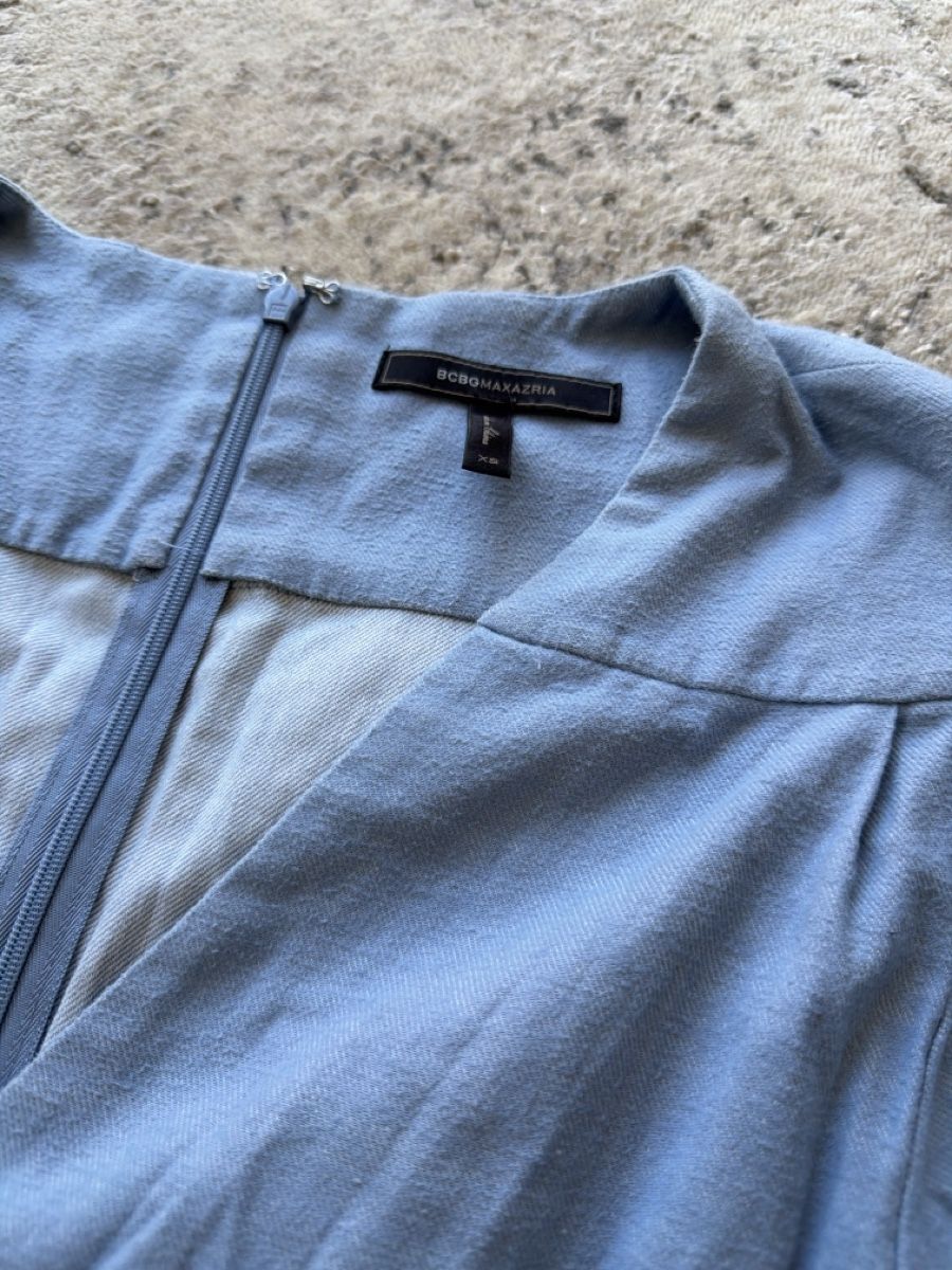 Tute: BCBG Maxazria Sommer Jumpsuit, hellblau,, neuw. – Nuovo (secondo la descrizione) da Zurich venduto da kat_dcy5 1