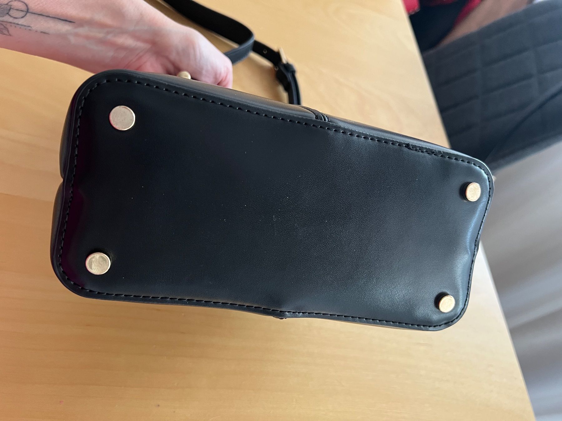 Sacs femmes: Sac à main noir – Neuf (Voir description) à Bernex par isa_c5fr 5