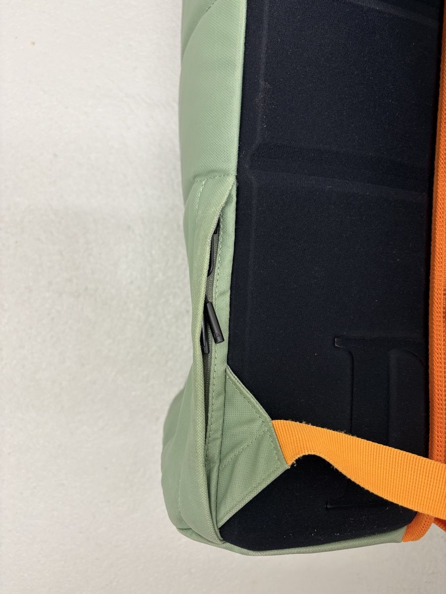 Zaini: DB - Roamer Split Duffel 50L Sage Green – Usato da Wil SG venduto da ruvenH 5
