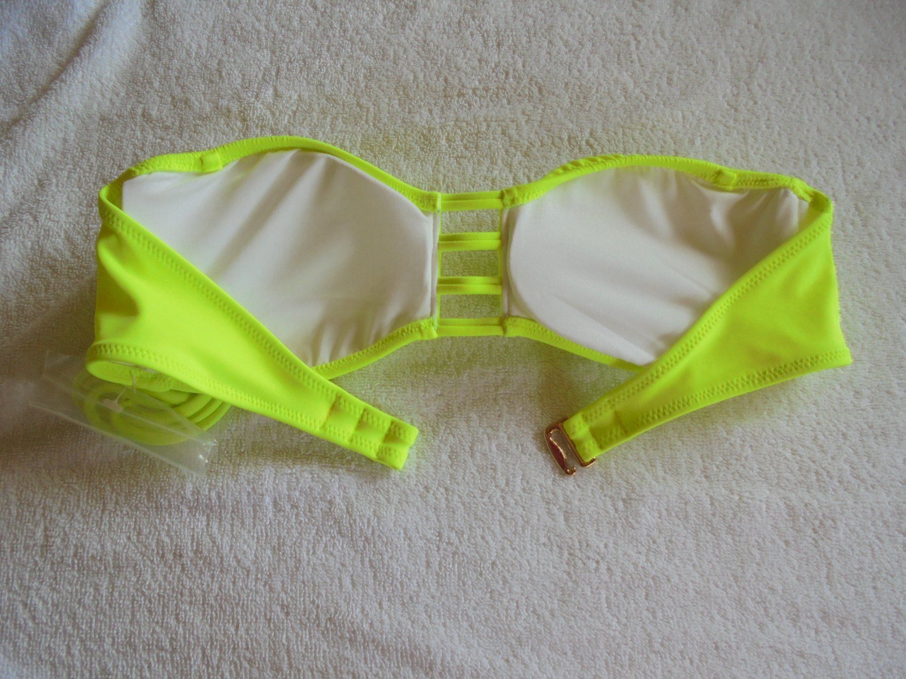Victoria's Secret Costumi da bagno & Bikini: VICTORIA'S SECRET BIKINI-OBERTEIL GR. L – Nuovo e nell'imballaggio originale da Aarau Rohr venduto da PinkSchwein 2