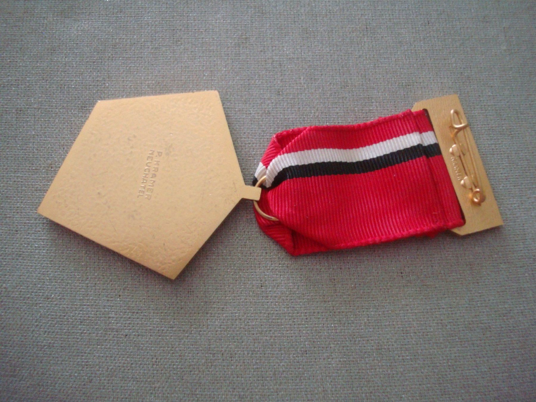 Médailles: Abzeichen - Feldschützengesellschaft Flamatt - 1972 – D'occasion à Neuenegg par flohcante 2