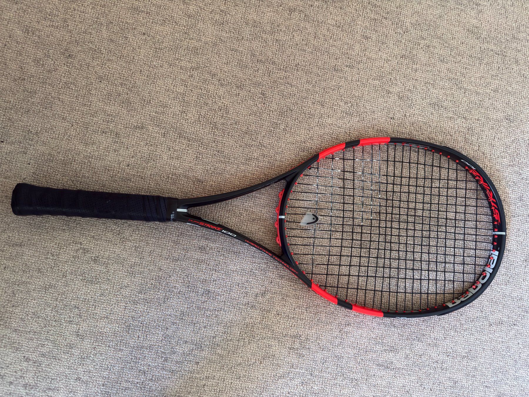 Babolat Raquettes: Babolat Pure Strike 100 – D'occasion à Strengelbach par Michele50