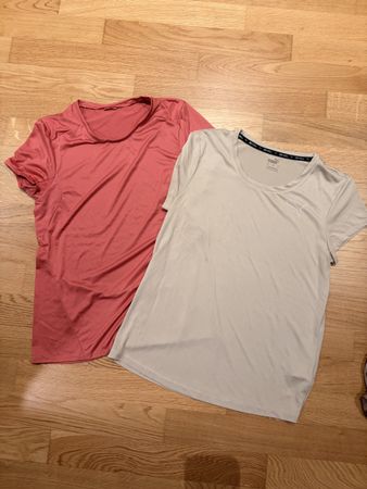 2er Set Sport-T-Shirts Gr. S - Puma & Quechua -