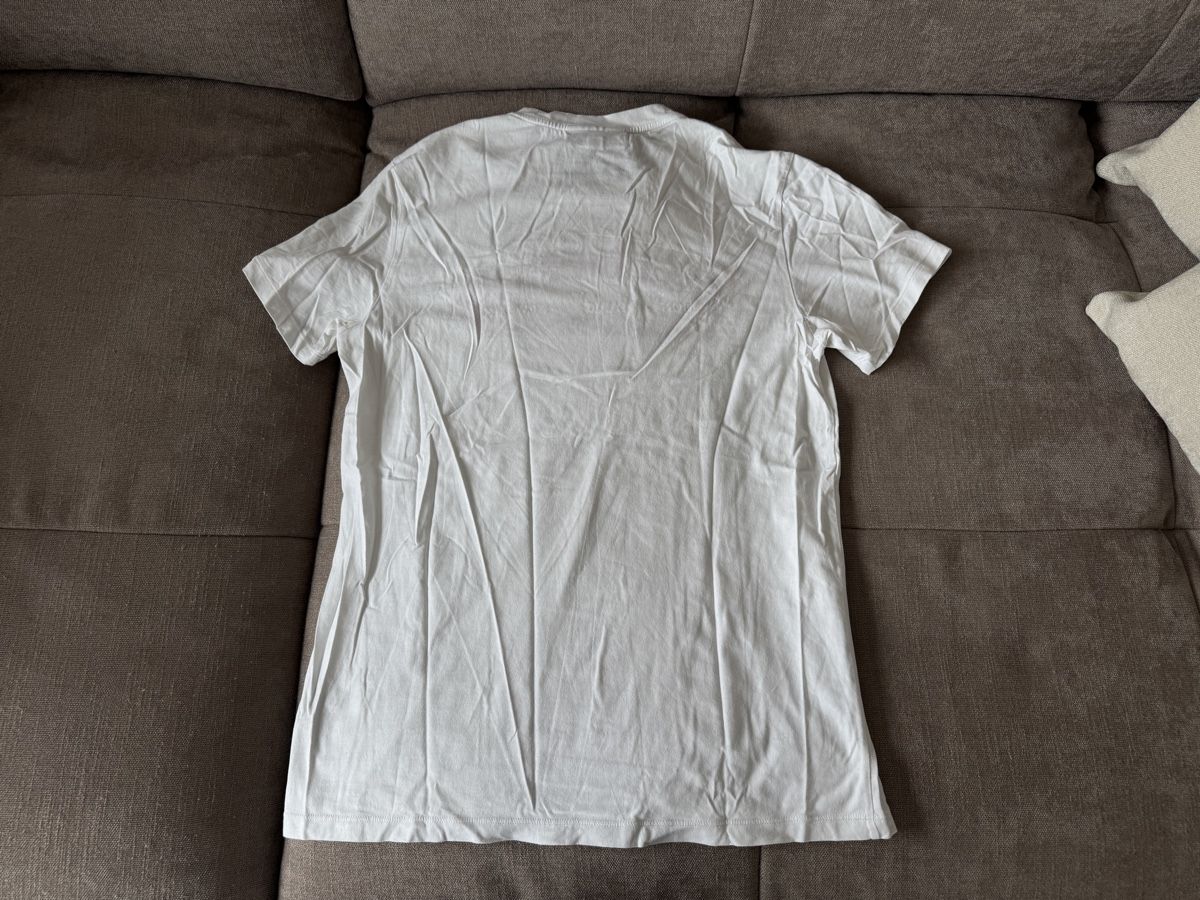 Burberry T-Shirts: Burberry T-Shirt, size M. – Gebraucht aus Lausanne von skayfasano 5