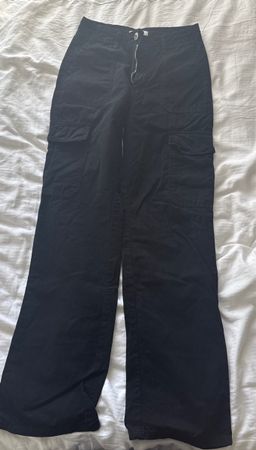 Schwarze Cargo Hose / Stoffhose, Grösse 36, Top Zustand