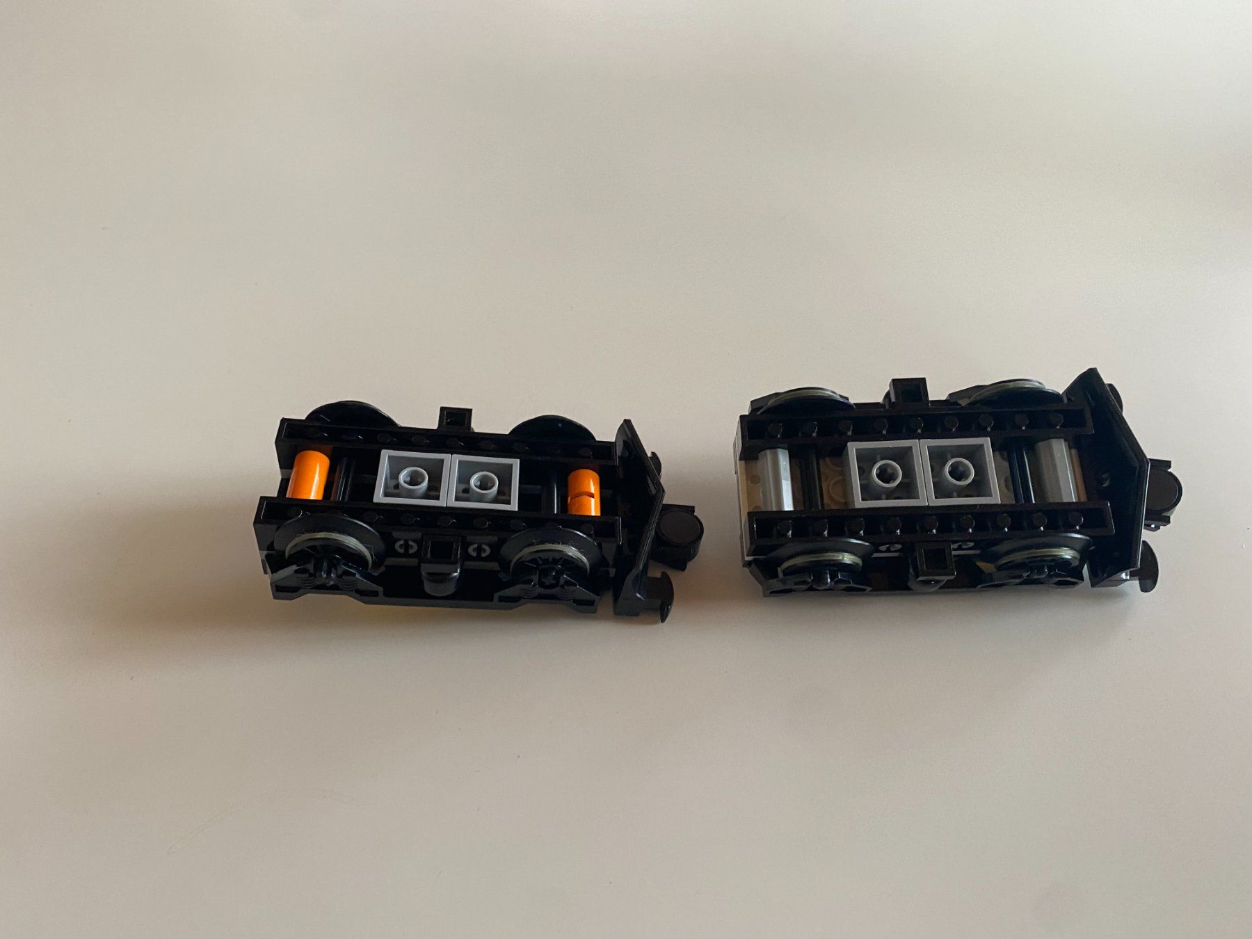 Lego Giocattoli: LEGO - 2 - WAGON - AUFBAUTEN – Usato da Gelterkinden venduto da ajdt4 2