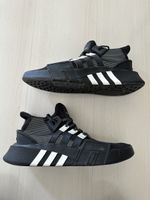 Magnifiques sneakers Adidas EQT noir et blanc 42