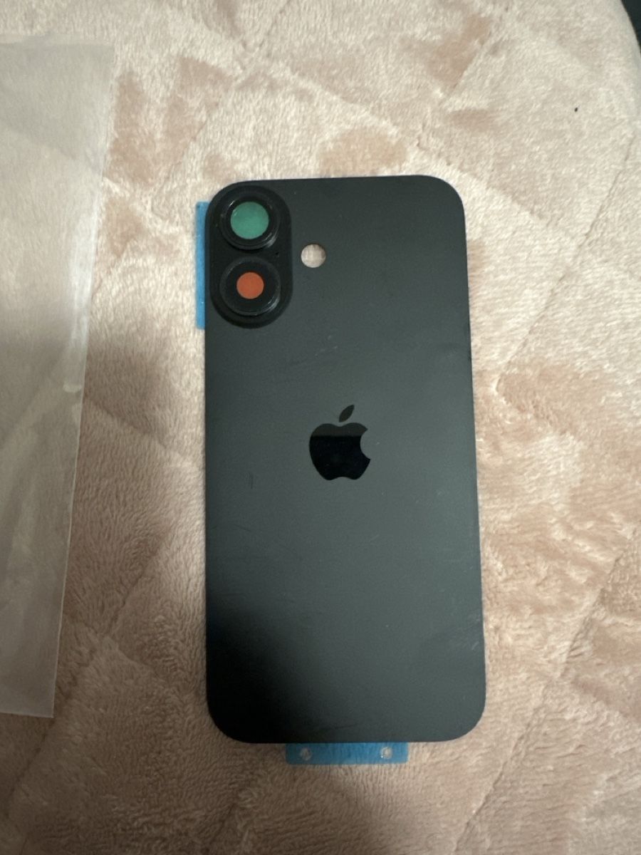 Apple Portables: Vitre arrière iPhone 16  – Neuf (Voir description) à Lausanne par ram_77s8