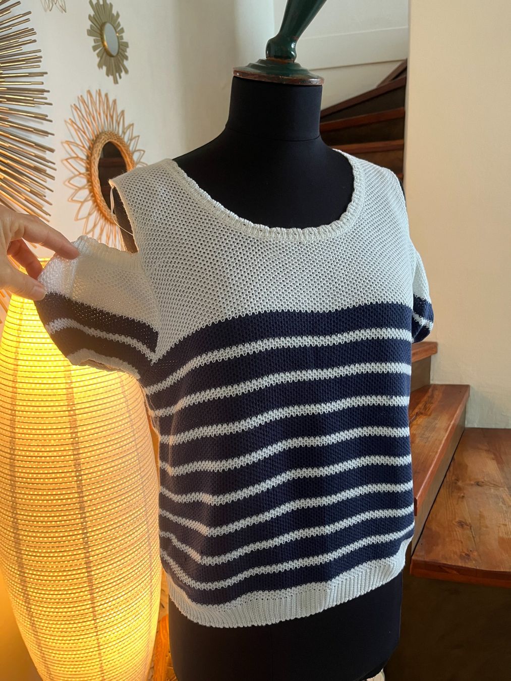 Tops: Pull d'été rayé bleu et blanc - épaules dénudées, S – Gebraucht aus Seiry von vanille08 2