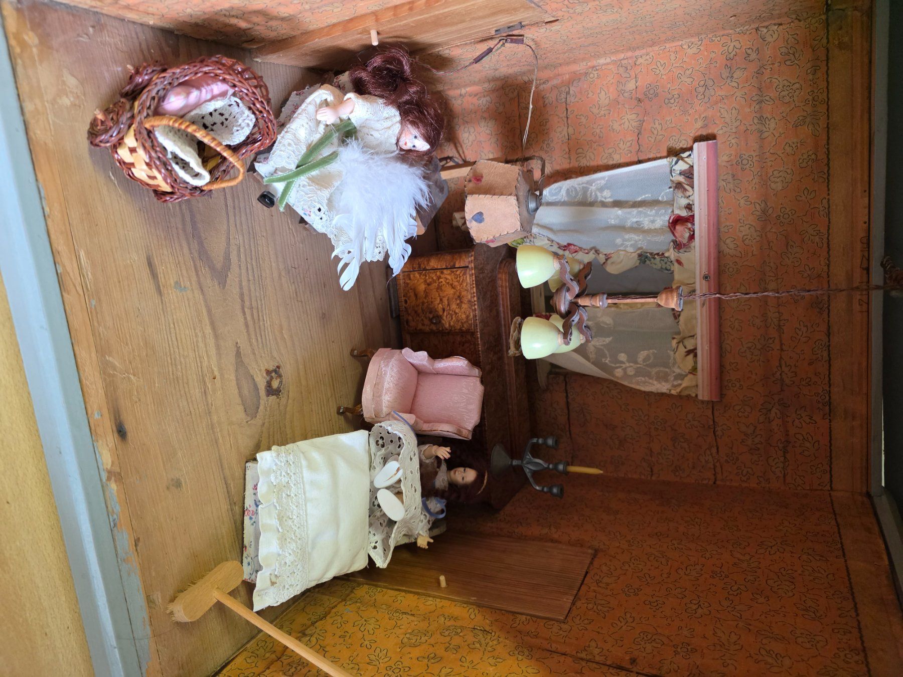 Puppenhäuser & -möbel: Puppenhaus – Gebraucht aus Itingen von rim_82r8 2