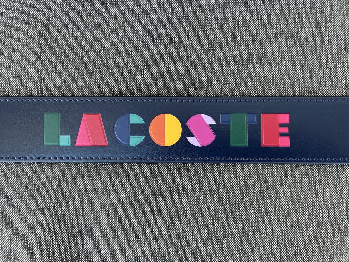 Fibbie per cinture: Lacoste Schultergurt 70cm Blau Leder NEU – Nuovo e nell'imballaggio originale da St. Gallen venduto da Mokki2014