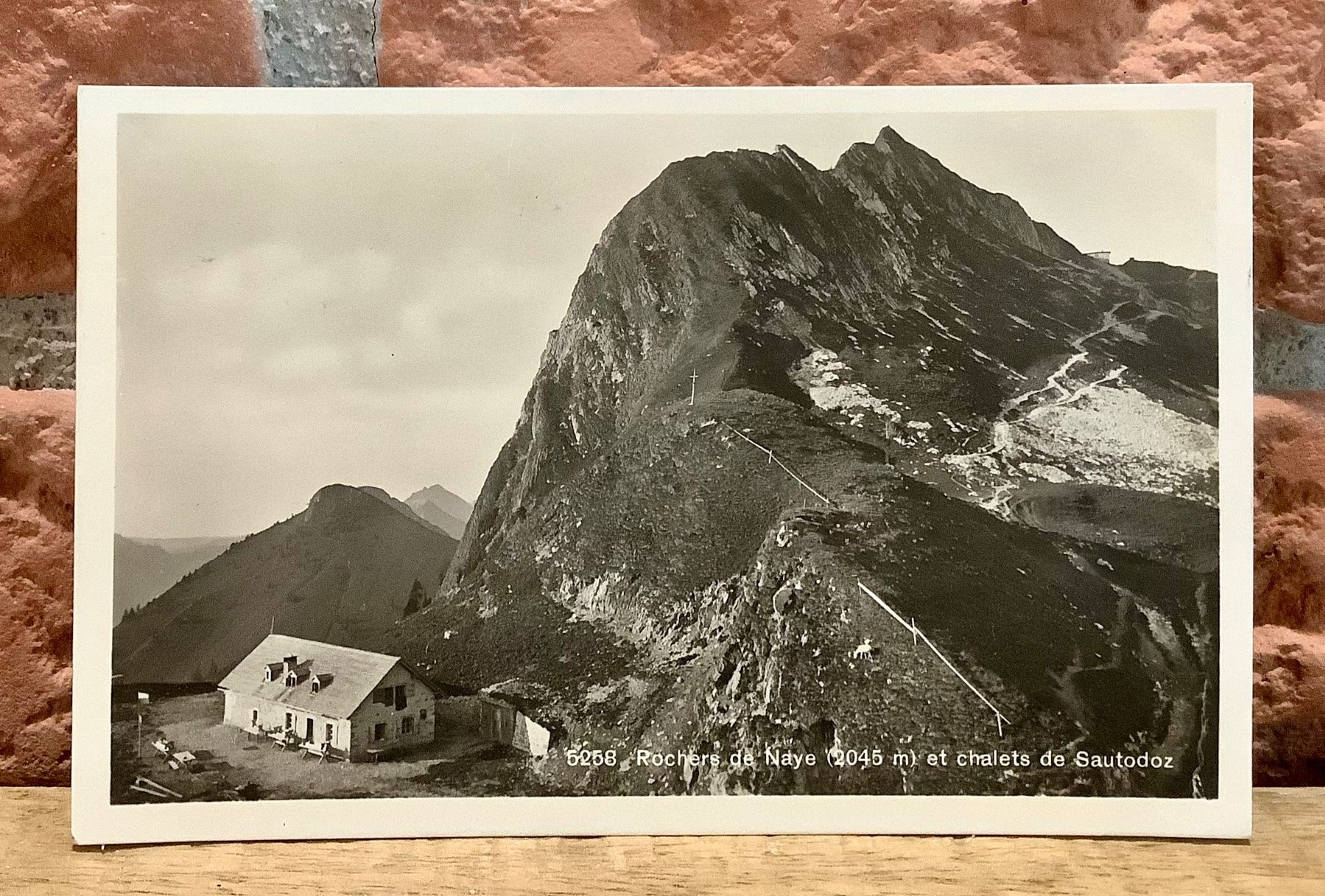 Cartoline postali: ROCHERS DE NAYE et chalets de Sautodoz – Usato da Root venduto da ENGLAND-TREASURES