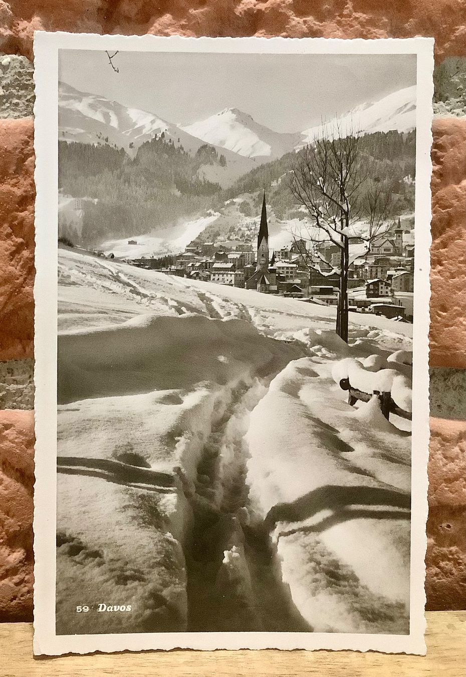 Cartoline postali: 1946 - DAVOS - Winterlandschaft - Schnee – Usato da Root venduto da ENGLAND-TREASURES