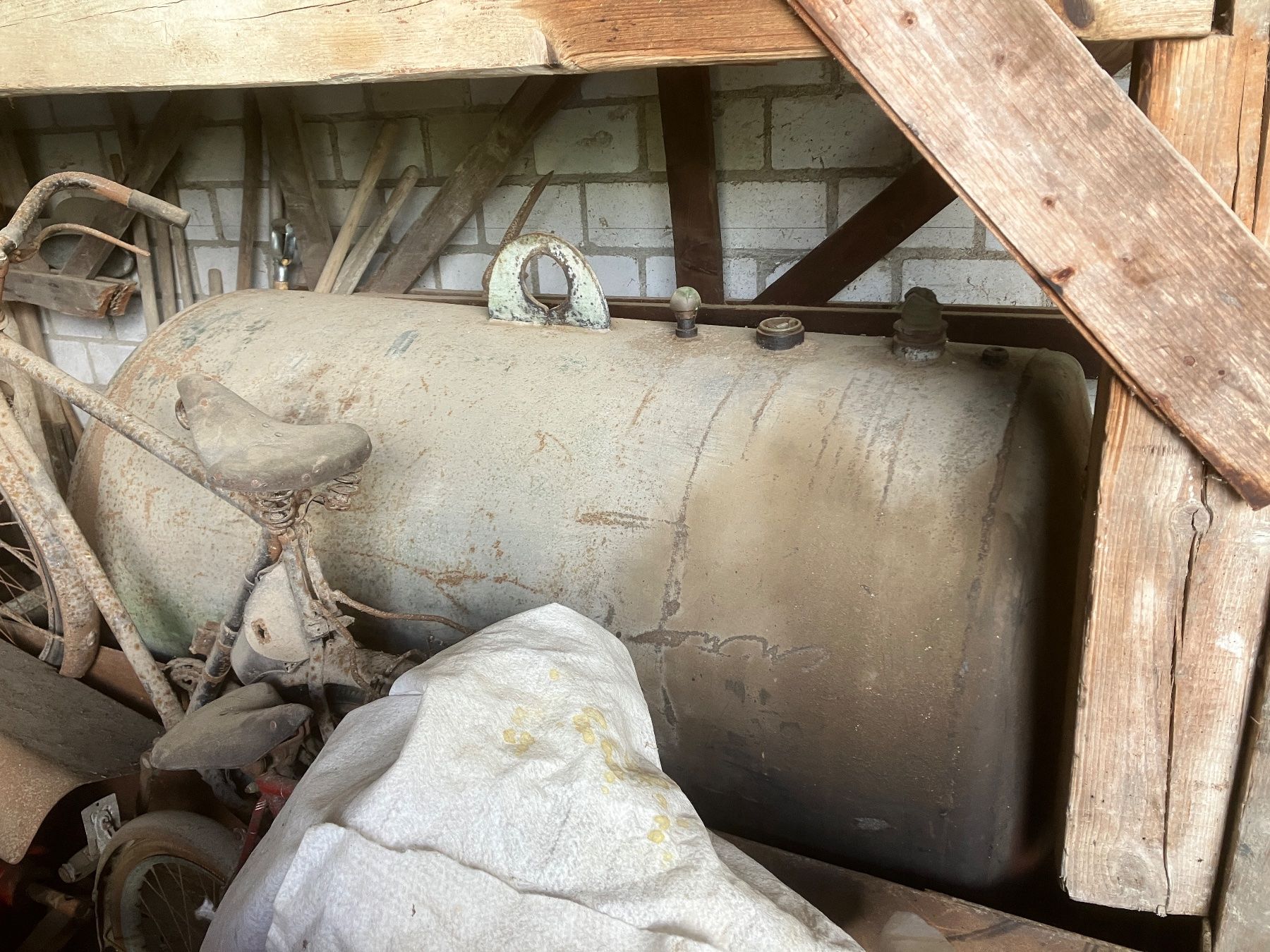 Accessori per altri veicoli: Dieseltank Stahl 1000l – Usato da Kappel SO venduto da origin_85