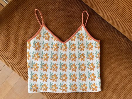Gestricktes Top mit Blumenmuster 🧡