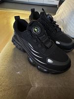Neue Sicherheitsschuhe mit Stahlkappe  Grösse 36