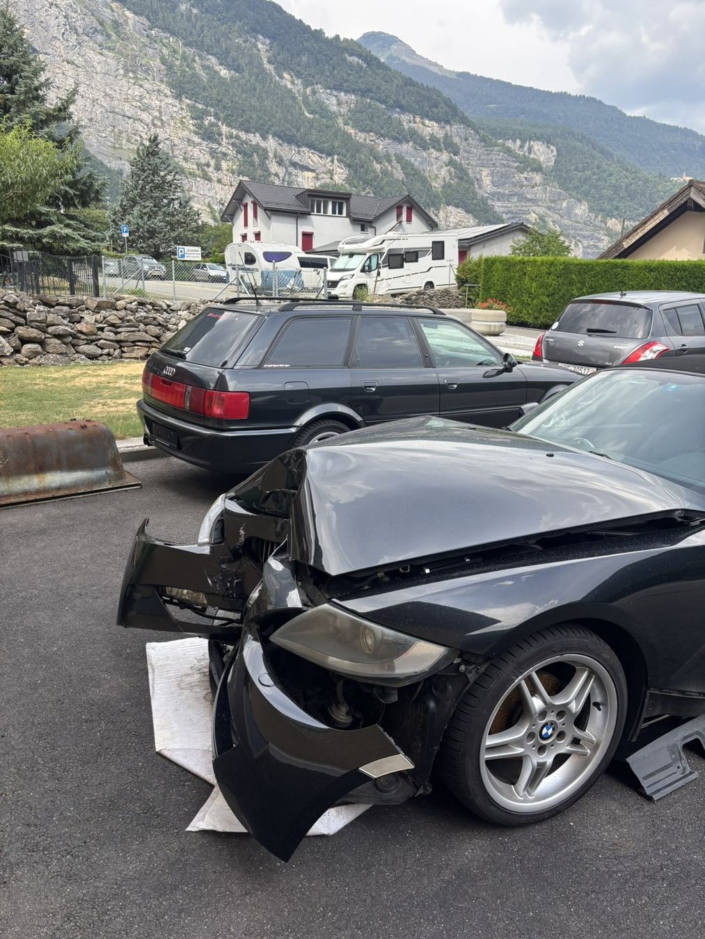 BMW Automobili: BMW Z4 2.5 (accidentée) – Difettoso da Collombey venduto da yoa_s6lx 2