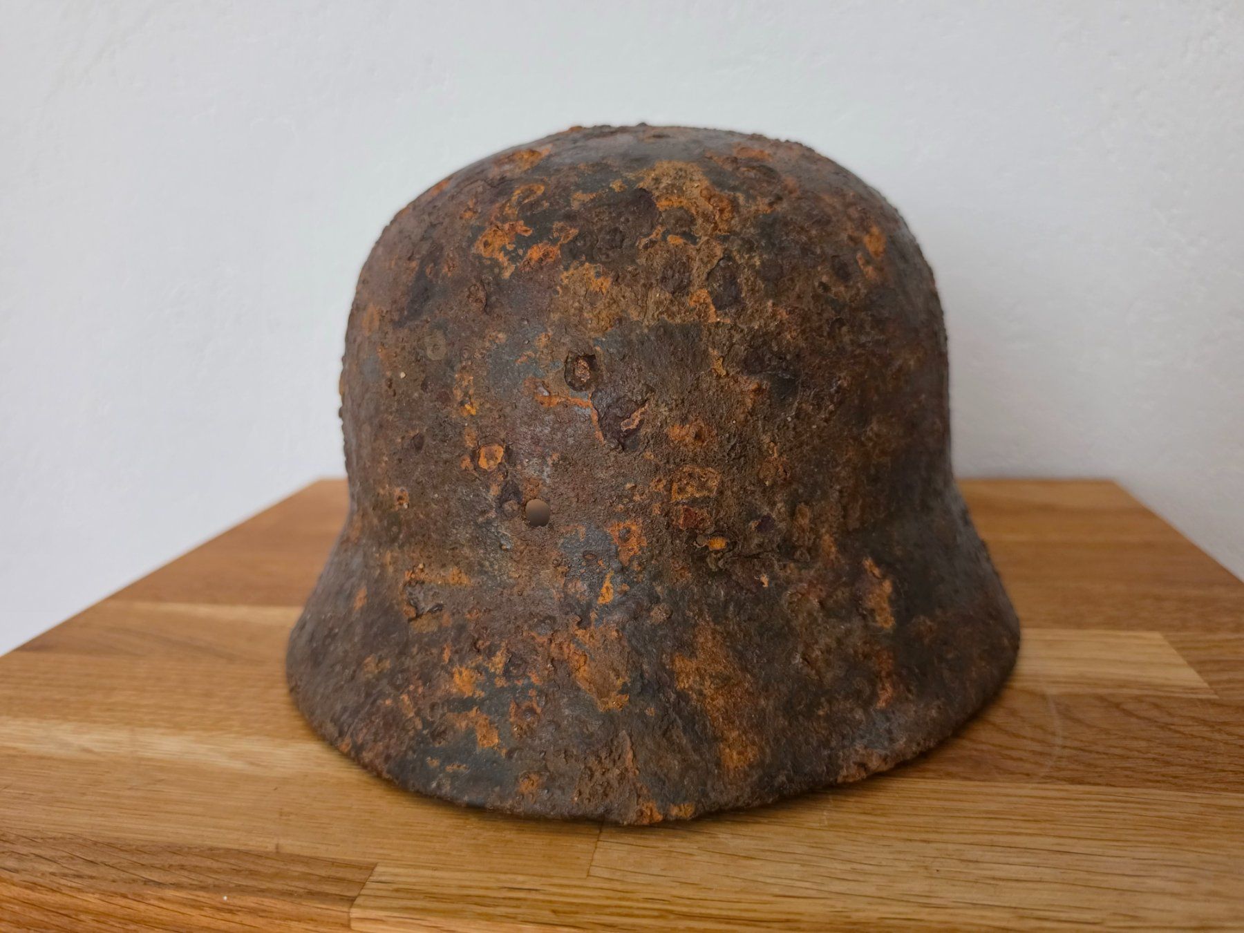 Uniformi: M35 Stahlhelm der Luftwaffe Bodenfund WW2 – Difettoso da Chur venduto da Ghostwulf 3