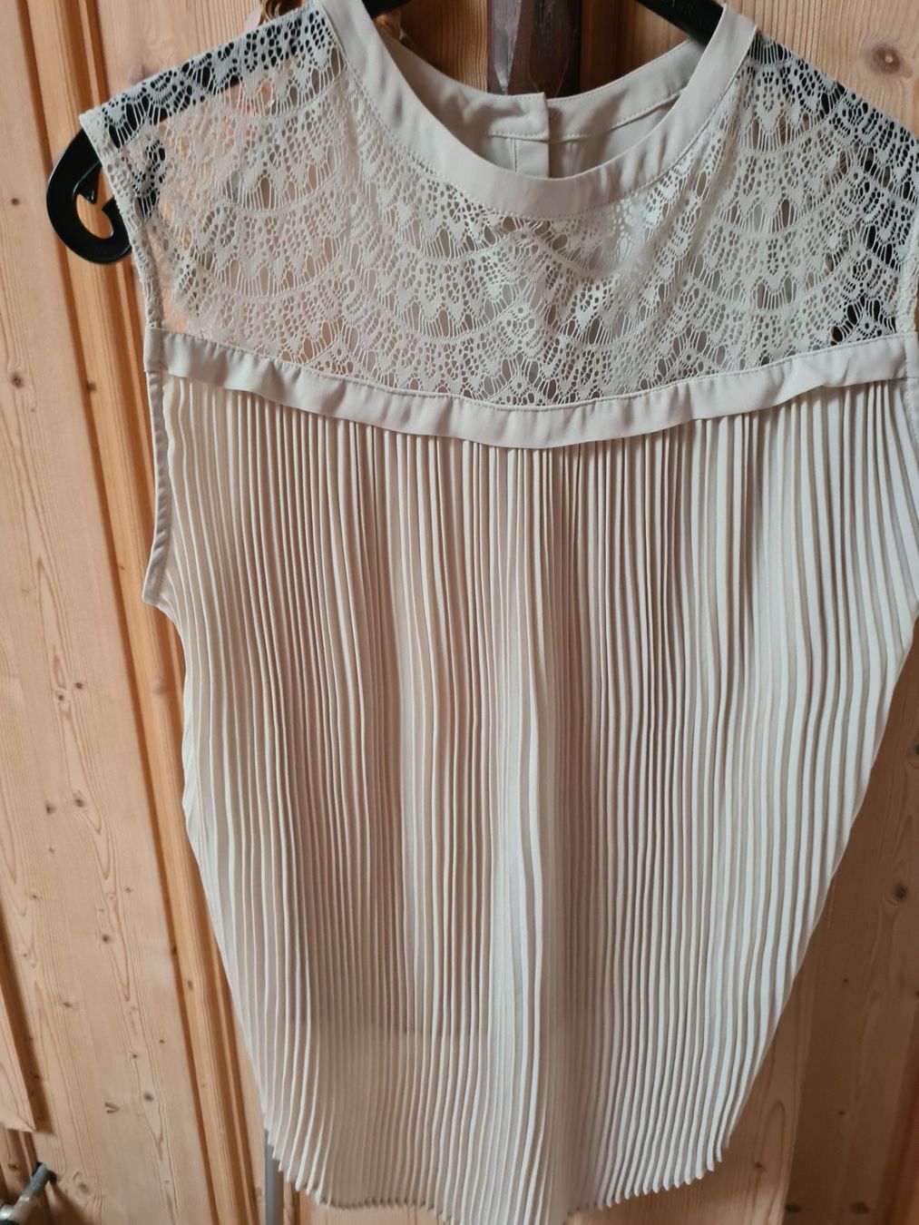 Lotti di vestiti: 2 x shorts und 1 Bluse wunderschön gr.36 – Usato da Ferden venduto da jemyce 1