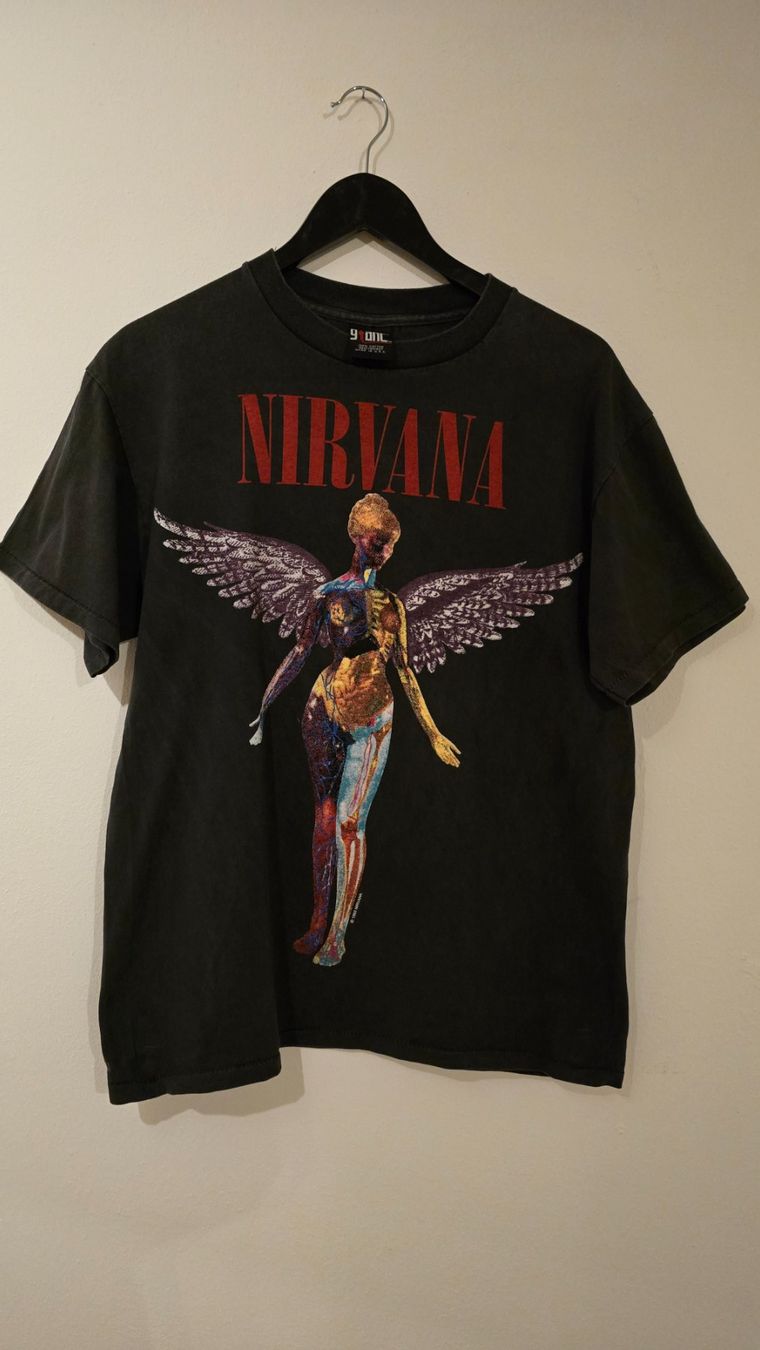 T-Shirts: Nirvana Shirt - 1993 - Grösse L – Gebraucht aus Oberdorf SO von Seventy_One