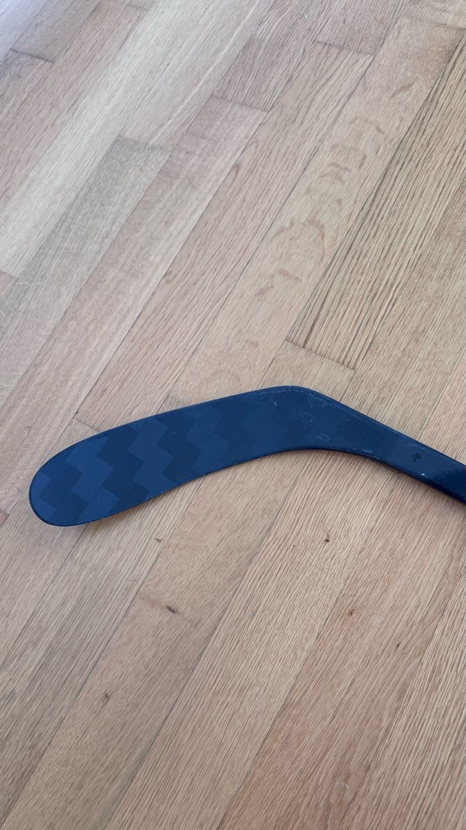Ccm Bastoni & Pale: CCM Ribcor Trigger 10 Pro Youth – Usato da Wädenswil venduto da fabtastic 2